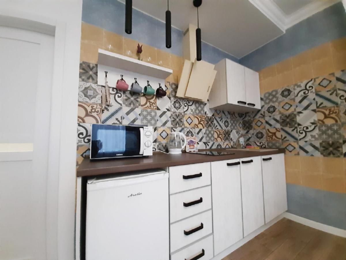 2 Bdr Apartment Near Gorky Park, Center Charkov Buitenkant foto